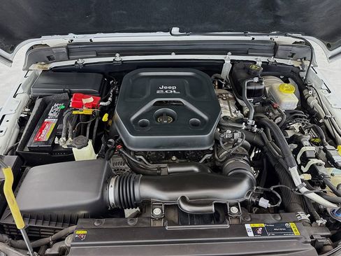 Used 2022 Jeep Wrangler Unlimited Rubicon image 29