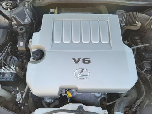 Used 2014 Lexus ES 350 w/ Premium Package FWD image 17