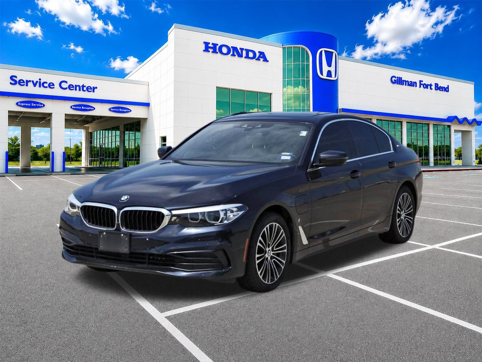 Used 2019 BMW 530e w/ Convenience Package RWD image 3