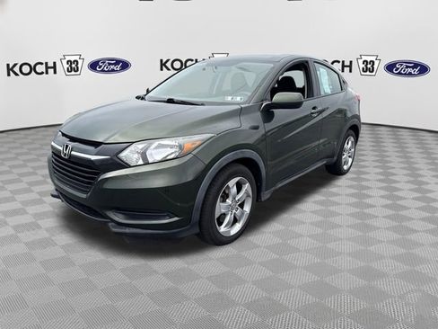 Used 2016 Honda HR-V LX image 3