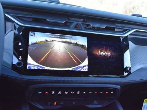New 2026 Jeep Cherokee Limited AWD/4WD image 21
