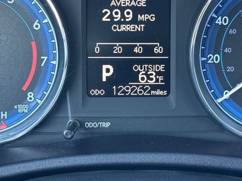 Used 2018 Toyota Corolla LE FWD image 20