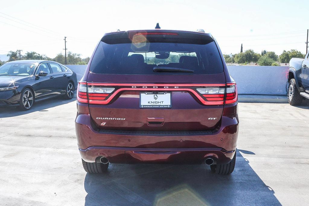 Used 2024 Dodge Durango GT AWD/4WD image 8