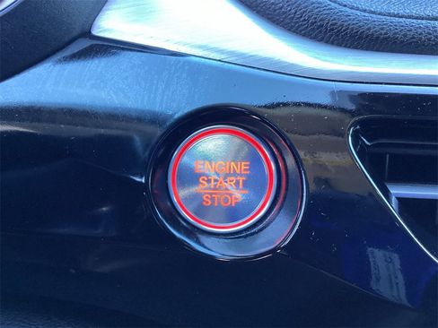 Used 2024 Acura MDX SH-AWD image 17