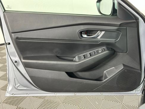 Used 2023 Honda Accord EX image 30