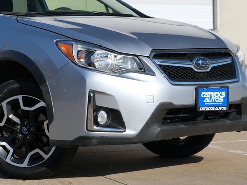 Used 2016 Subaru Crosstrek 2.0i Premium AWD/4WD image 18