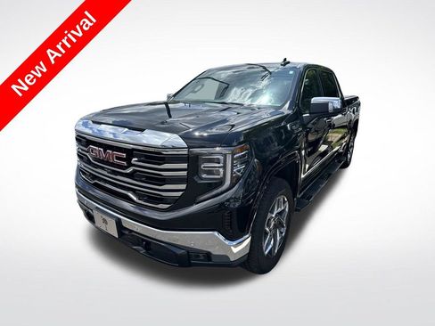 Used 2025 GMC Sierra 1500 SLT w/ SLT Premium Plus Package AWD/4WD image 1