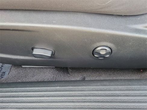 Certified 2019 Dodge Challenger R/T image 10