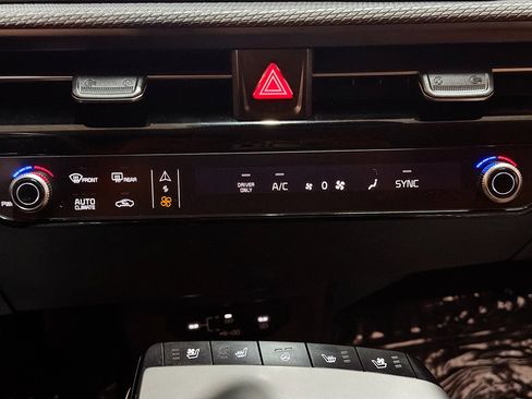 Used 2025 Kia EV6 Wind image 24