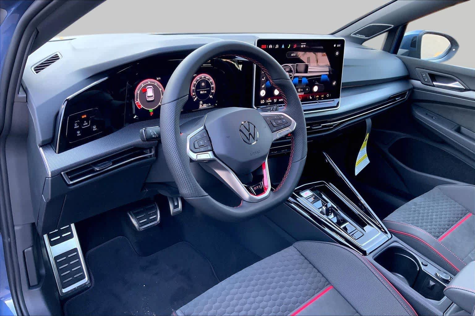 New 2026 Volkswagen GTI SE FWD image 8