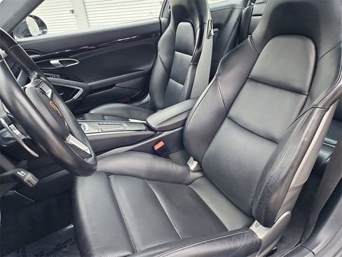 Certified 2019 Porsche 911 Carrera S image 5