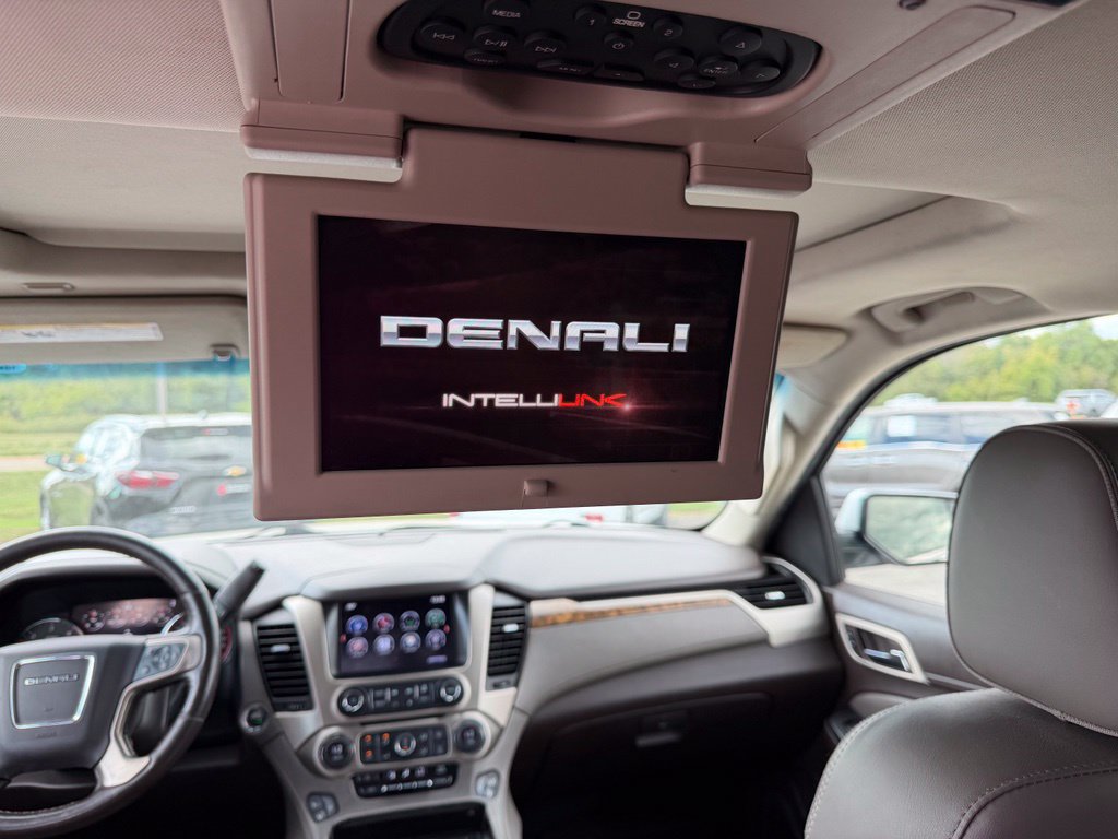 Used 2016 GMC Yukon Denali w/ Open Road Package AWD/4WD image 23
