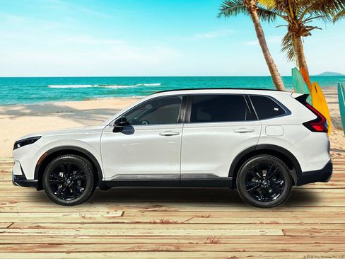 Used 2023 Honda CR-V Sport Touring image 2