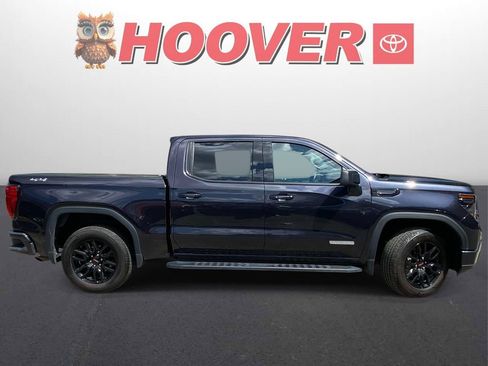 Used 2022 GMC Sierra 1500 Elevation AWD/4WD image 2