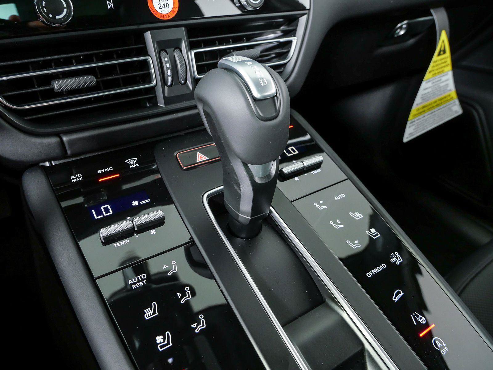 New 2026 Porsche Macan GTS AWD/4WD image 18