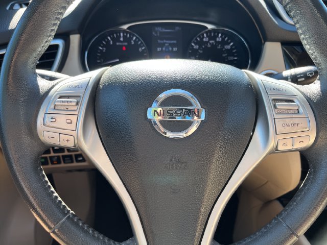Used 2016 Nissan Rogue SL w/ SL Premium Package AWD/4WD image 32