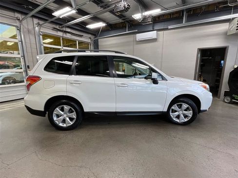 Used 2016 Subaru Forester 2.5i Limited w/ Popular Package #1 AWD/4WD image 6