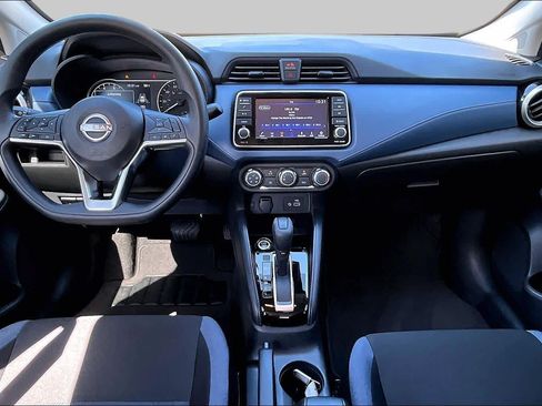Used 2025 Nissan Versa SV w/ Trunk Package FWD image 15