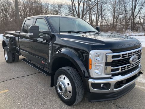 Used 2023 Ford F450 XLT w/ 360-Degree Camera Package AWD/4WD image 3