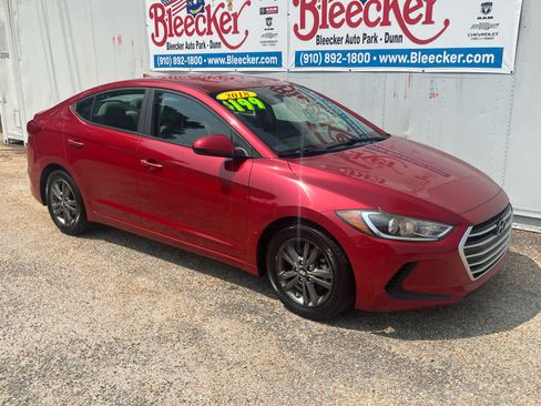 Used 2018 Hyundai Elantra SEL FWD image 7