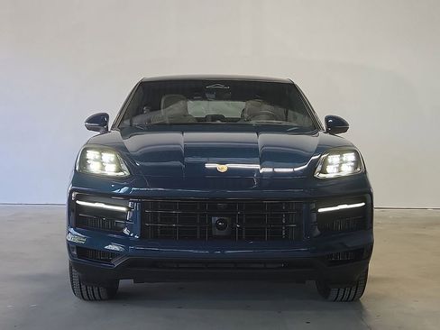 New 2026 Porsche Cayenne S AWD/4WD image 8