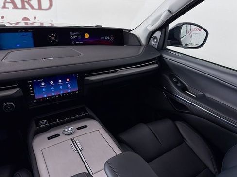 New 2025 Lincoln Navigator L Reserve AWD/4WD image 25