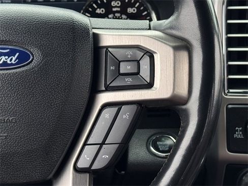 Used 2019 Ford F150 Platinum w/ Equipment Group 701A Luxury image 15