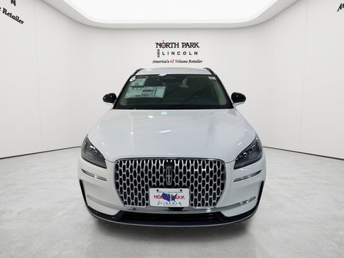 New 2026 Lincoln Corsair Premiere FWD image 31