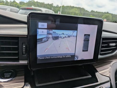 Used 2023 Ford Explorer Limited w/ Equipment Group 301A image 19