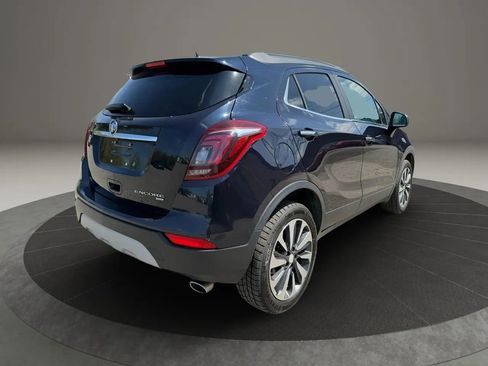 Used 2021 Buick Encore Preferred AWD/4WD image 5