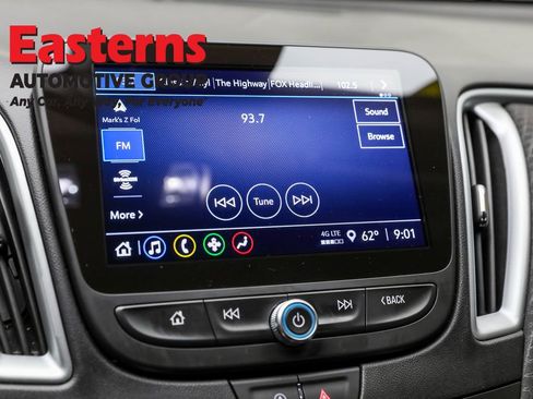 Used 2024 Chevrolet Malibu LT image 19