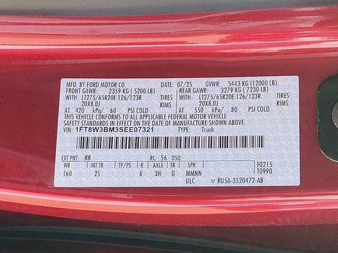 New 2025 Ford F350 XLT w/ Black Appearance Package image 15