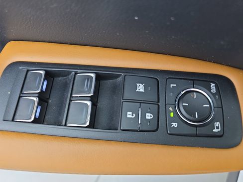 Used 2022 Lexus RX 350 FWD w/ Premium Package image 28