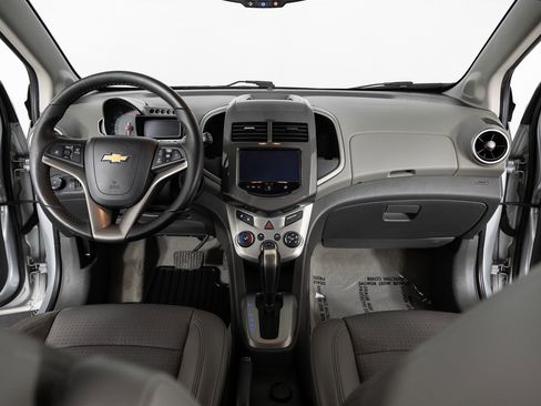 Used 2015 Chevrolet Sonic LTZ image 28