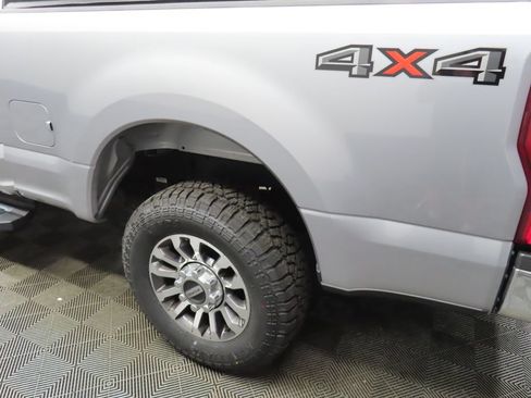 Used 2021 Ford F250 Lariat w/ Lariat Value Package AWD/4WD image 33