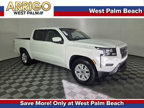 Used 2023 Nissan Frontier SV RWD image 1