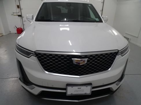 Certified 2022 Cadillac XT6 Premium Luxury w/ Technology Package AWD/4WD image 26