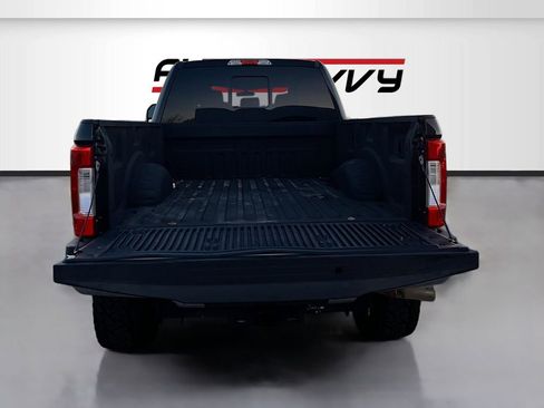 Used 2017 Ford F350 4x4 Crew Cab Super Duty image 26