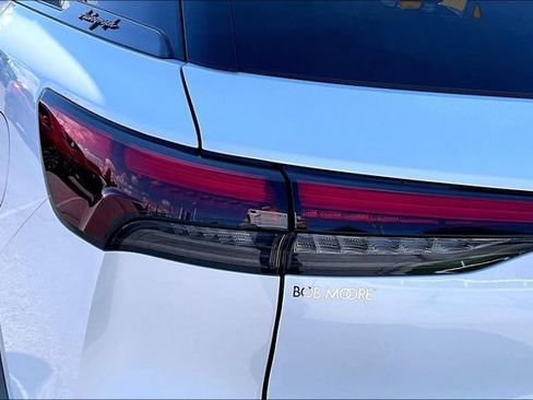 Used 2026 INFINITI QX60 Autograph w/ Dark Cargo Package AWD/4WD image 31
