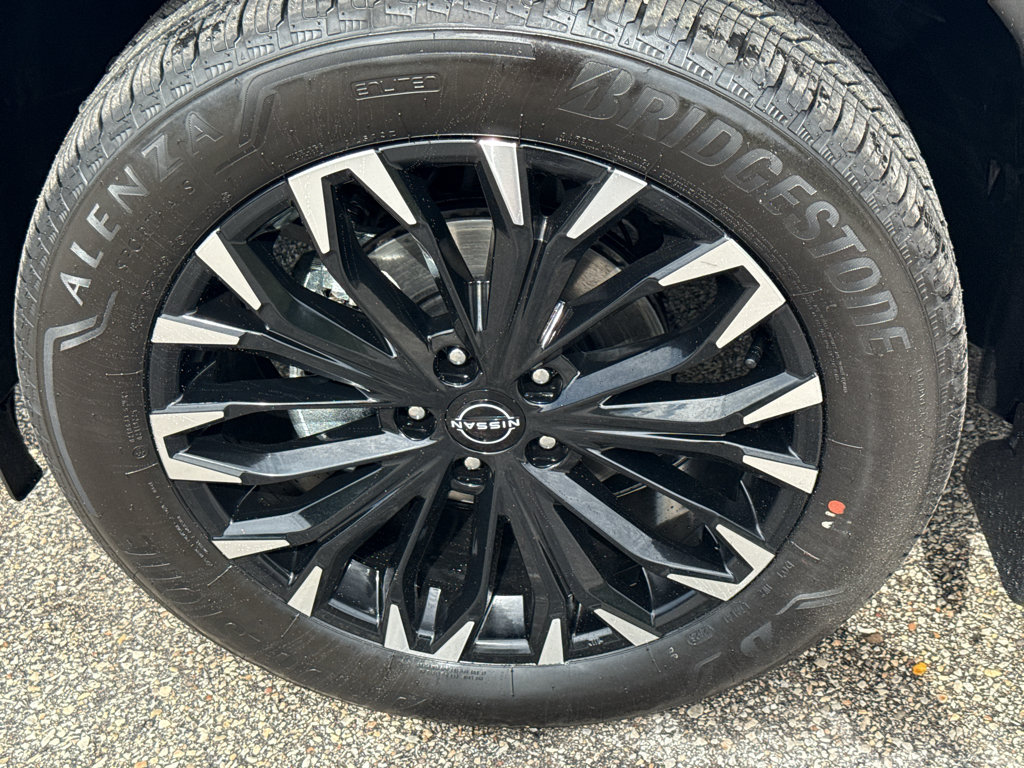 New 2026 Nissan Rogue Dark Armor AWD/4WD image 9