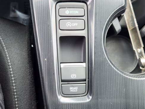 Certified 2023 Honda Civic EX image 22