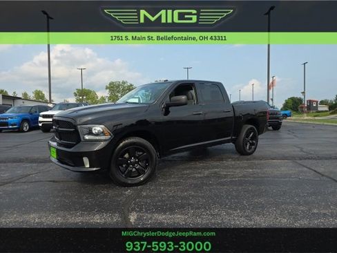 Used 2014 RAM 1500 Express w/ Black Ram 1500 Express Group AWD/4WD image 1