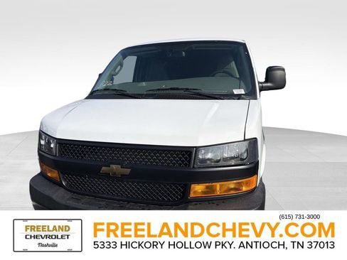 New 2026 Chevrolet Express 2500 w/ Driver Convenience Package RWD image 6