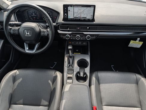 Used 2023 Honda Civic Touring image 11