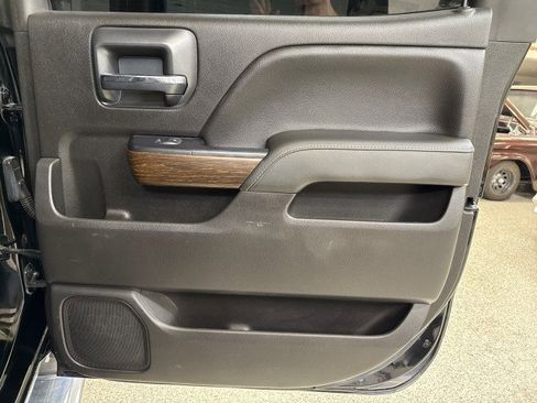 Used 2018 GMC Sierra 3500 Denali w/ Duramax Plus Package image 68