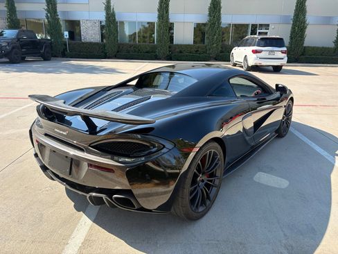 Used 2017 McLaren 570S Coupe RWD image 4