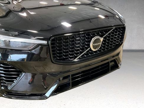 Used 2024 Volvo XC60 T8 Ultimate w/ Protection Package Premier AWD/4WD image 34