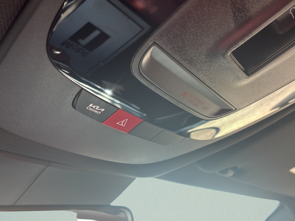 New 2026 Kia K5 GT-Line w/ GT-Line Premium Package FWD image 38