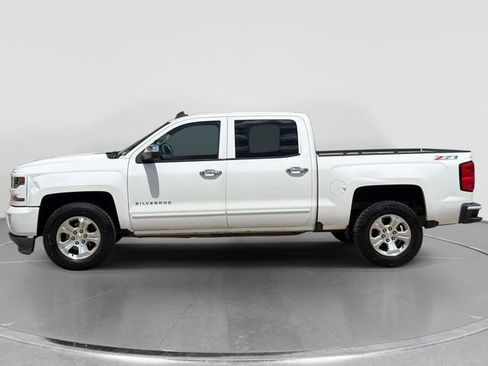 Used 2017 Chevrolet Silverado 1500 LT w/ All Star Edition AWD/4WD image 7