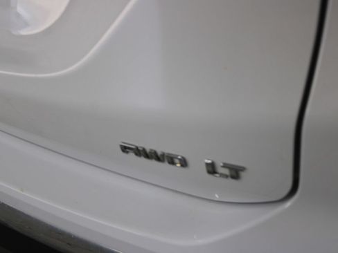 Used 2021 Chevrolet Equinox LT AWD/4WD image 12